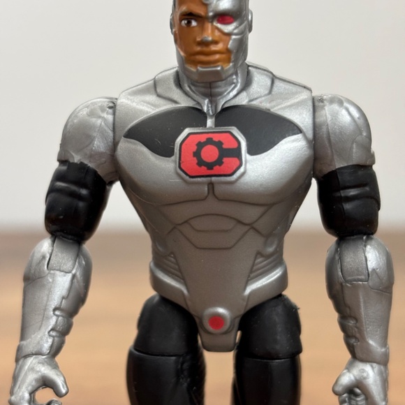DC Comics Heroes Unite CYBORG 4” Action Figure Toy Spin Master Posable - Picture 2 of 10